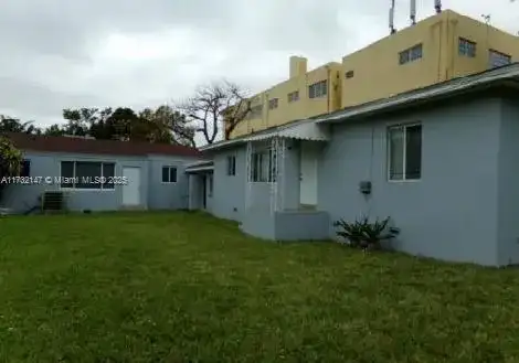 12345 Griffing Blvd, North Miami FL 33161 photo 2