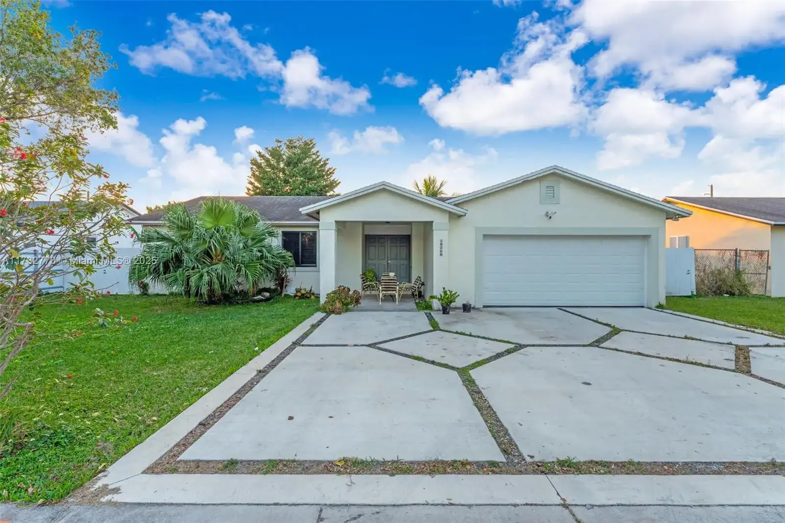 28268 SW 136th Ave, Homestead FL 33033 photo 2