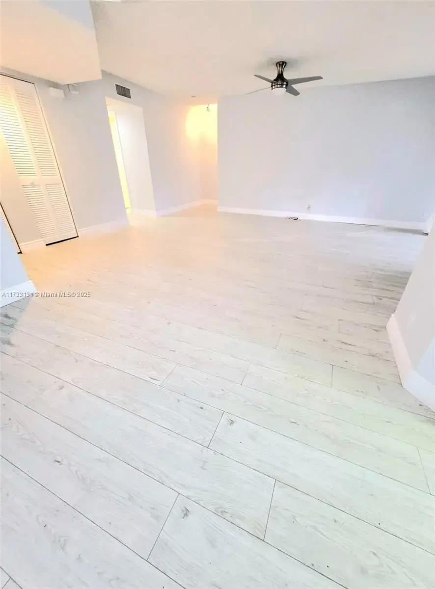 17286 Boca Club Blvd # 2108, Boca Raton FL 33487