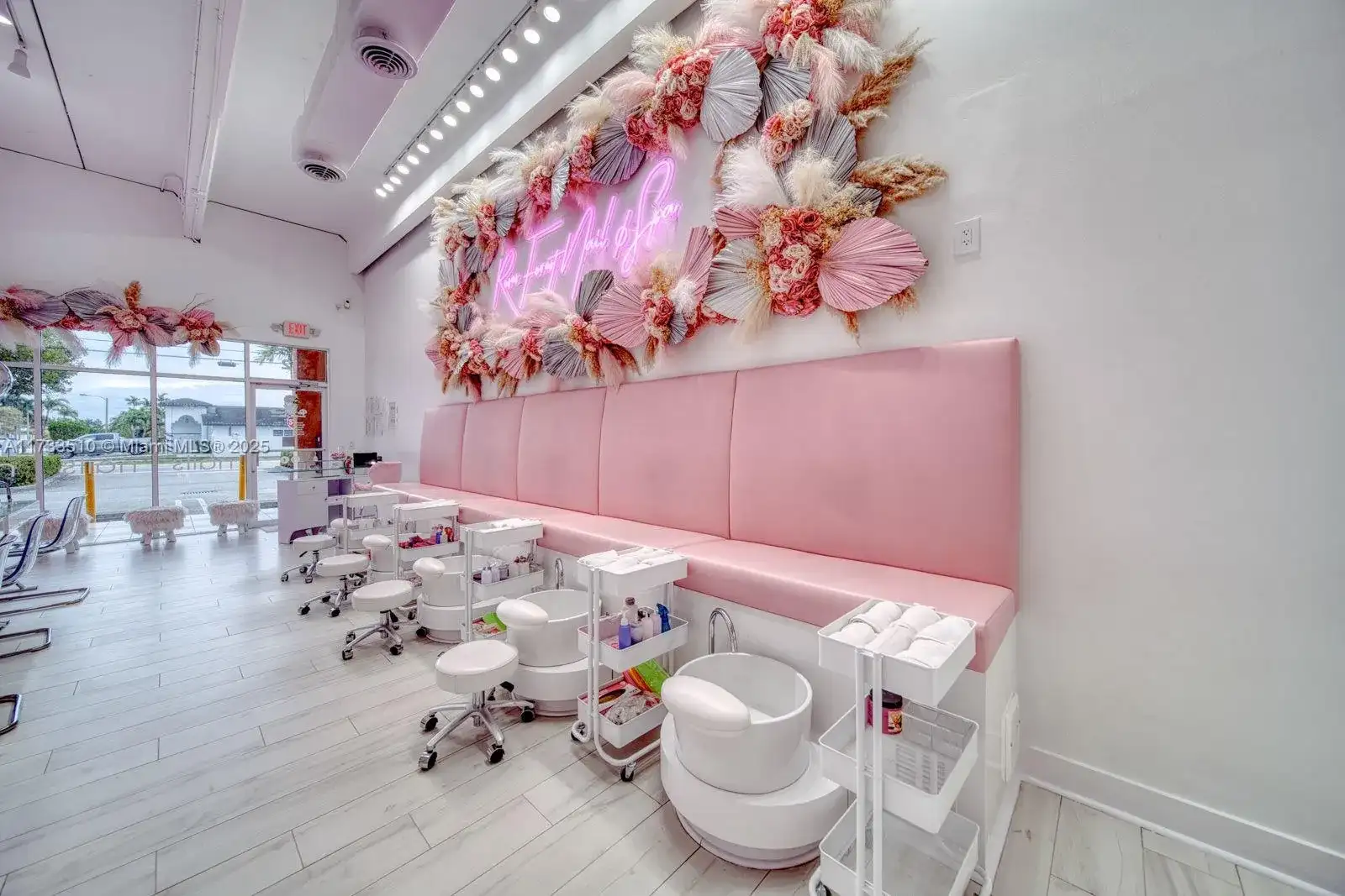 Nail Salon & Spa For Sale In Hialeah Gardens, Hialeah Gardens FL 33018 photo 4