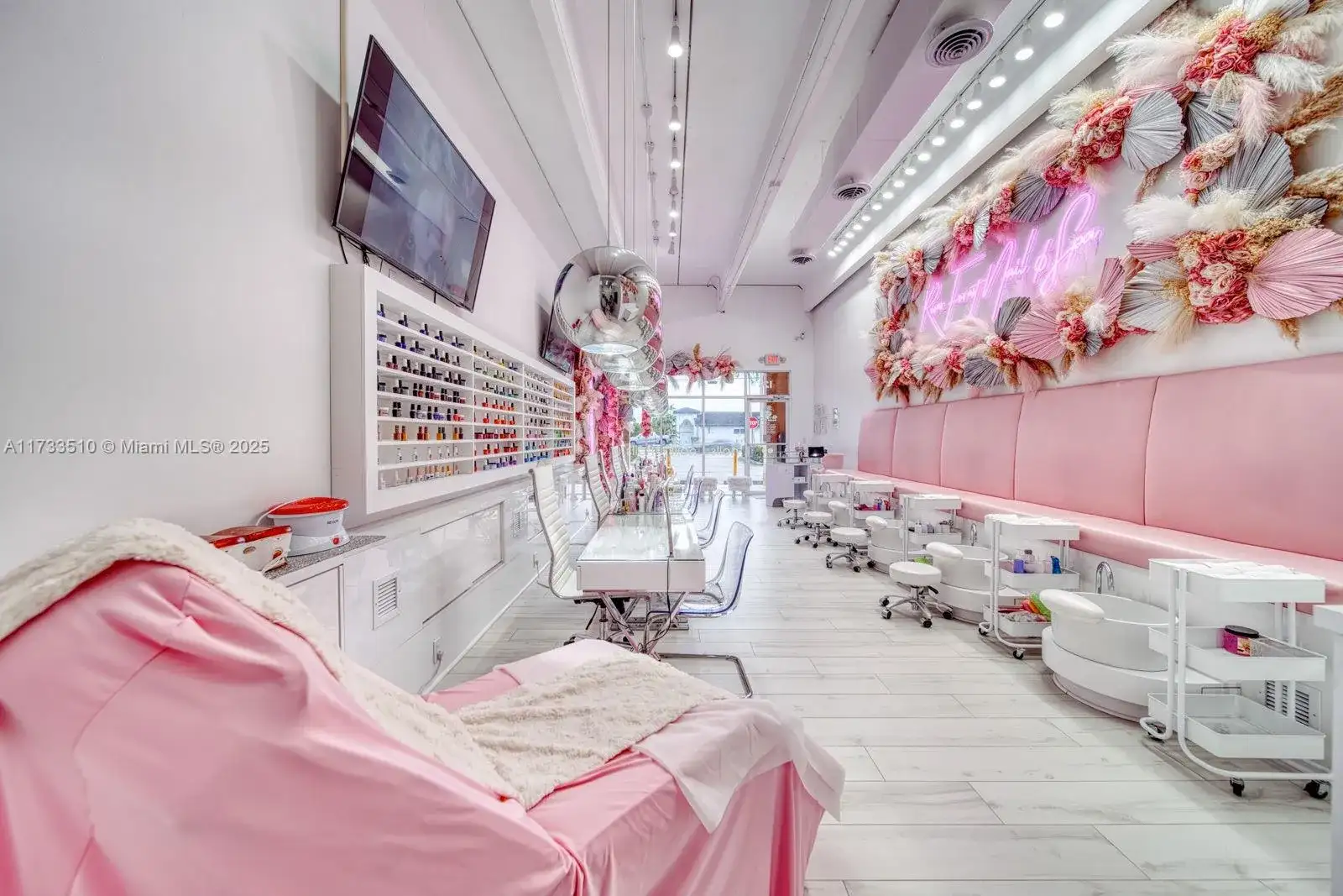Nail Salon & Spa For Sale In Hialeah Gardens, Hialeah Gardens FL 33018 photo 5