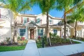 8981 SHINE DR # 8981, Kissimmee FL 34747 photo 2