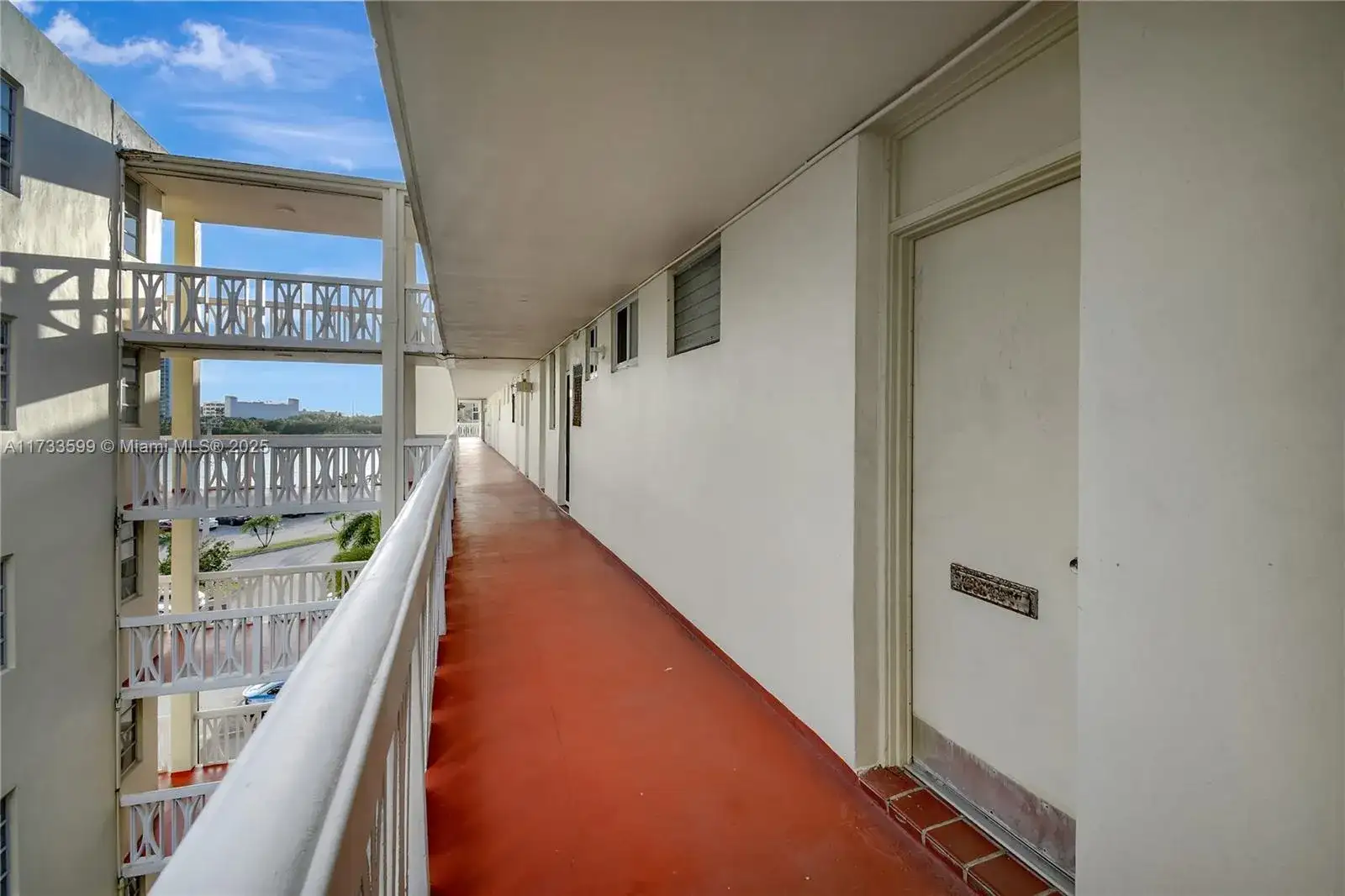 2905 Point East Dr # L506, Aventura FL 33160 photo 5