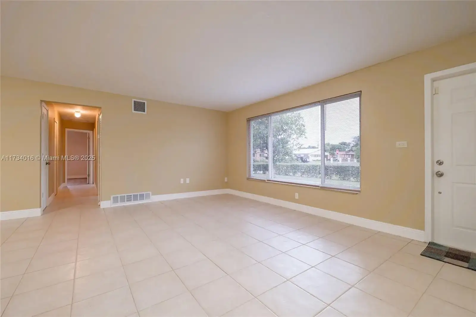 17941 NW 9th Ave, Miami Gardens FL 33169 photo 5