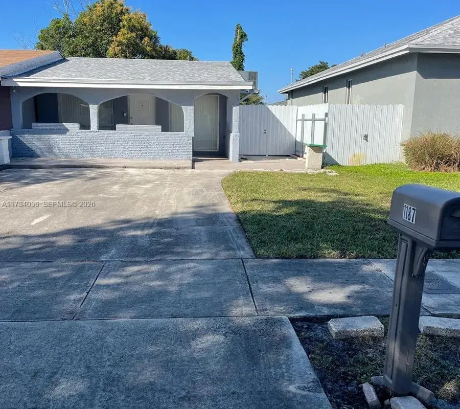 1187 NW 29th Ter, Fort Lauderdale FL 33311