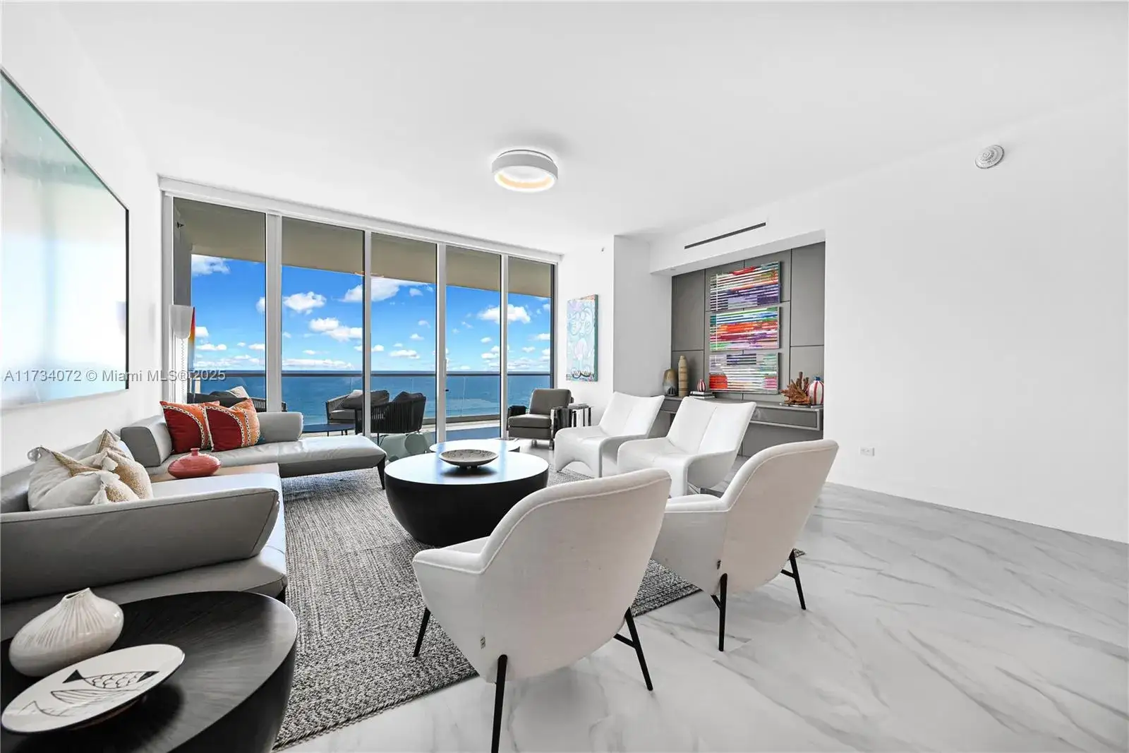 18501 Collins Ave, Sunny Isles Beach FL 33160