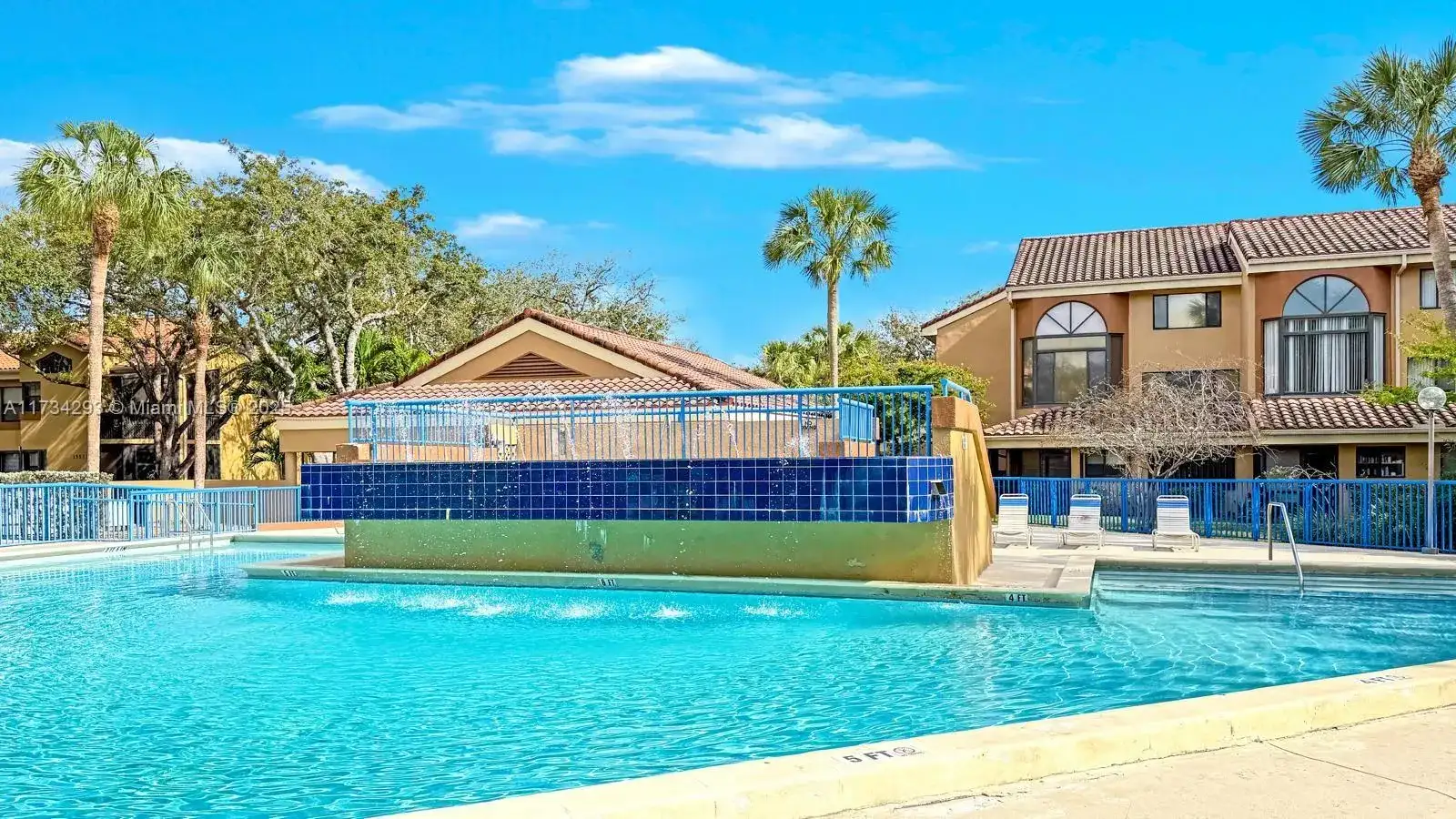 15499 N Miami Lakeway N # 203, Miami Lakes FL 33014 photo 2