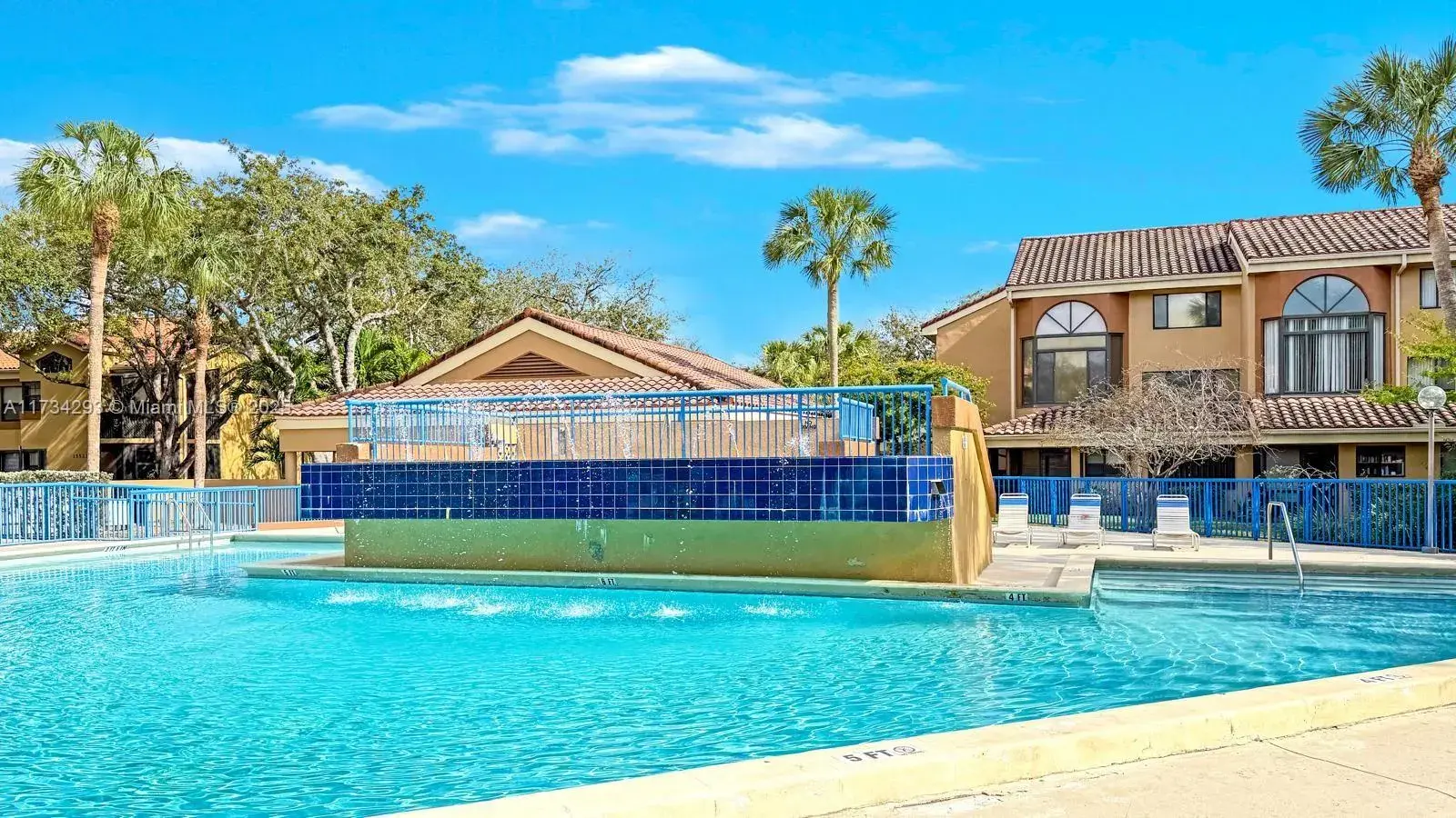 15499 N Miami Lakeway N # 203, Miami Lakes FL 33014