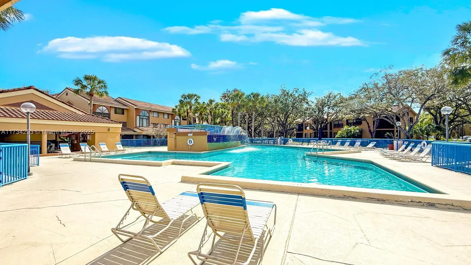 15499 N Miami Lakeway N # 203, Miami Lakes FL 33014