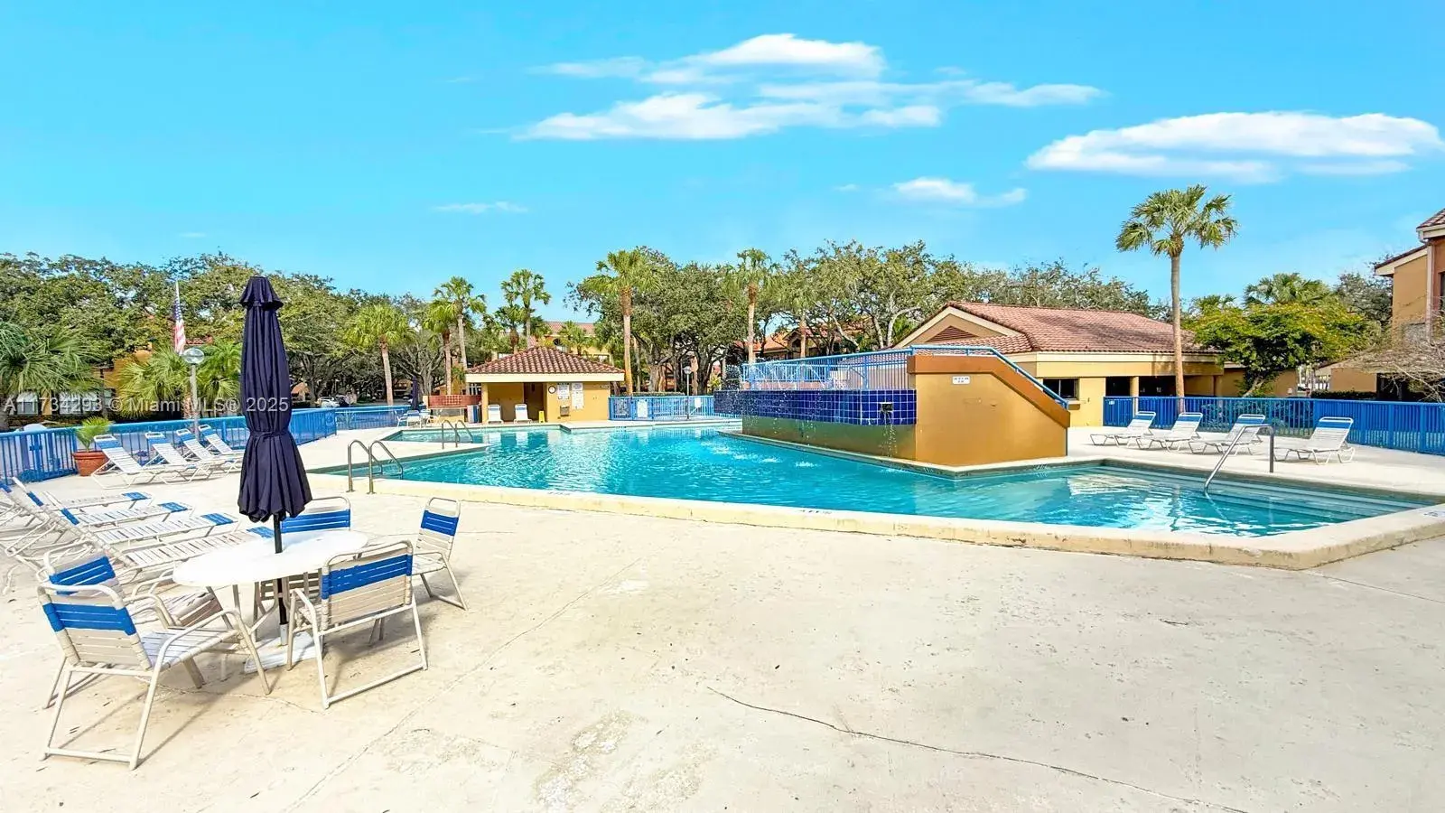 15499 N Miami Lakeway N # 203, Miami Lakes FL 33014