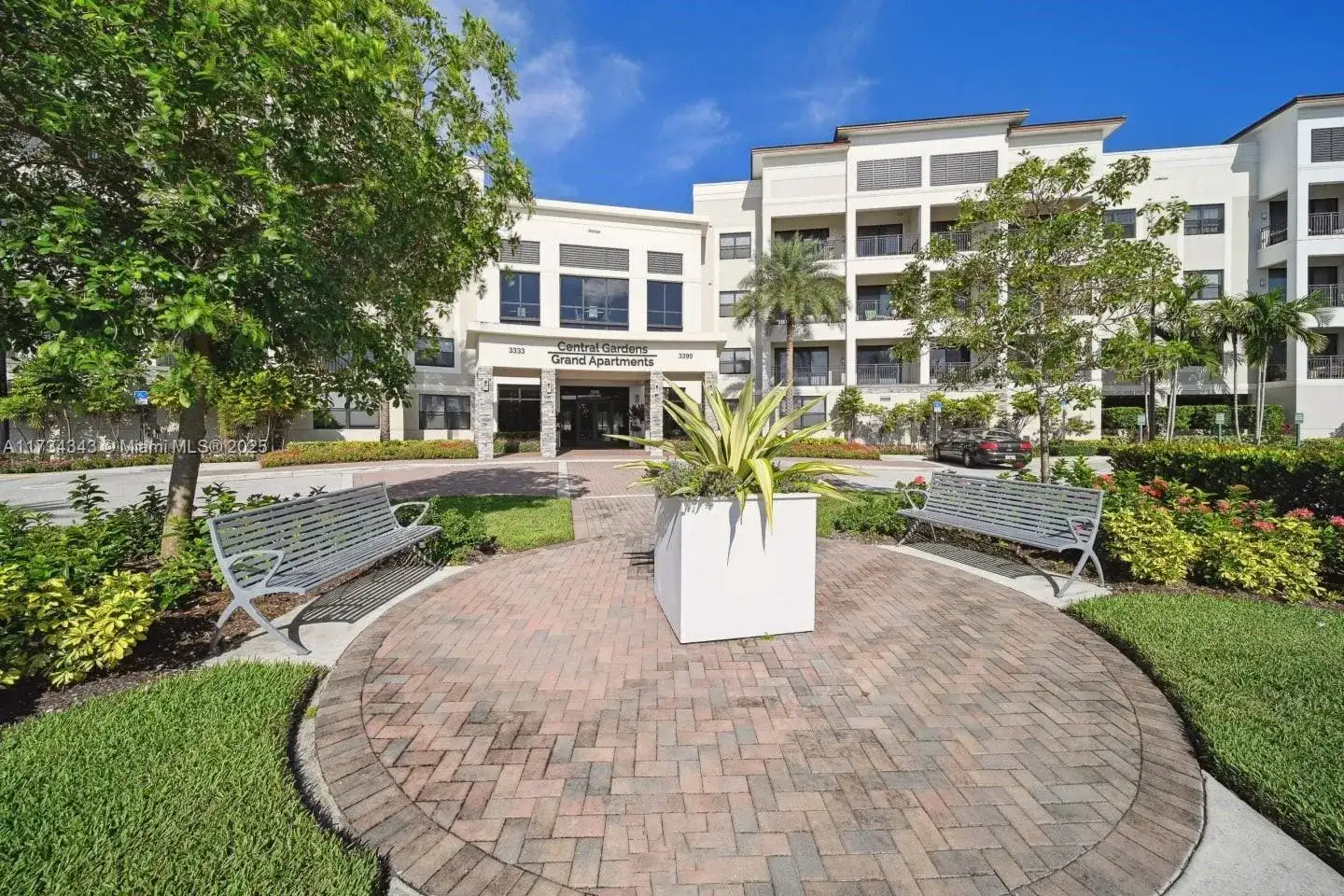 3333 Central Gardens Circle, Palm Beach Gardens FL 33418 photo 4