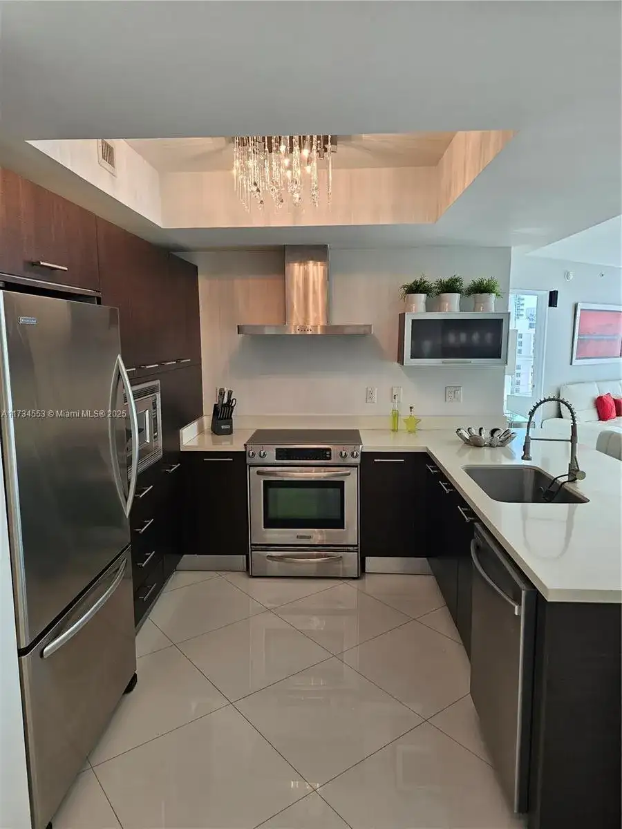 150 Sunny Isles Blvd # 1001, Sunny Isles Beach FL 33160 photo 3