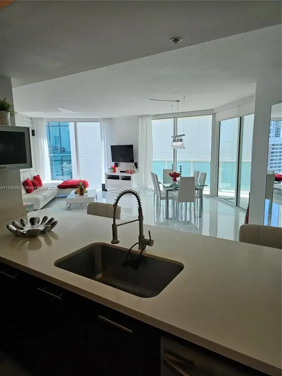 150 Sunny Isles Blvd # 1001, Sunny Isles Beach FL 33160 photo 5