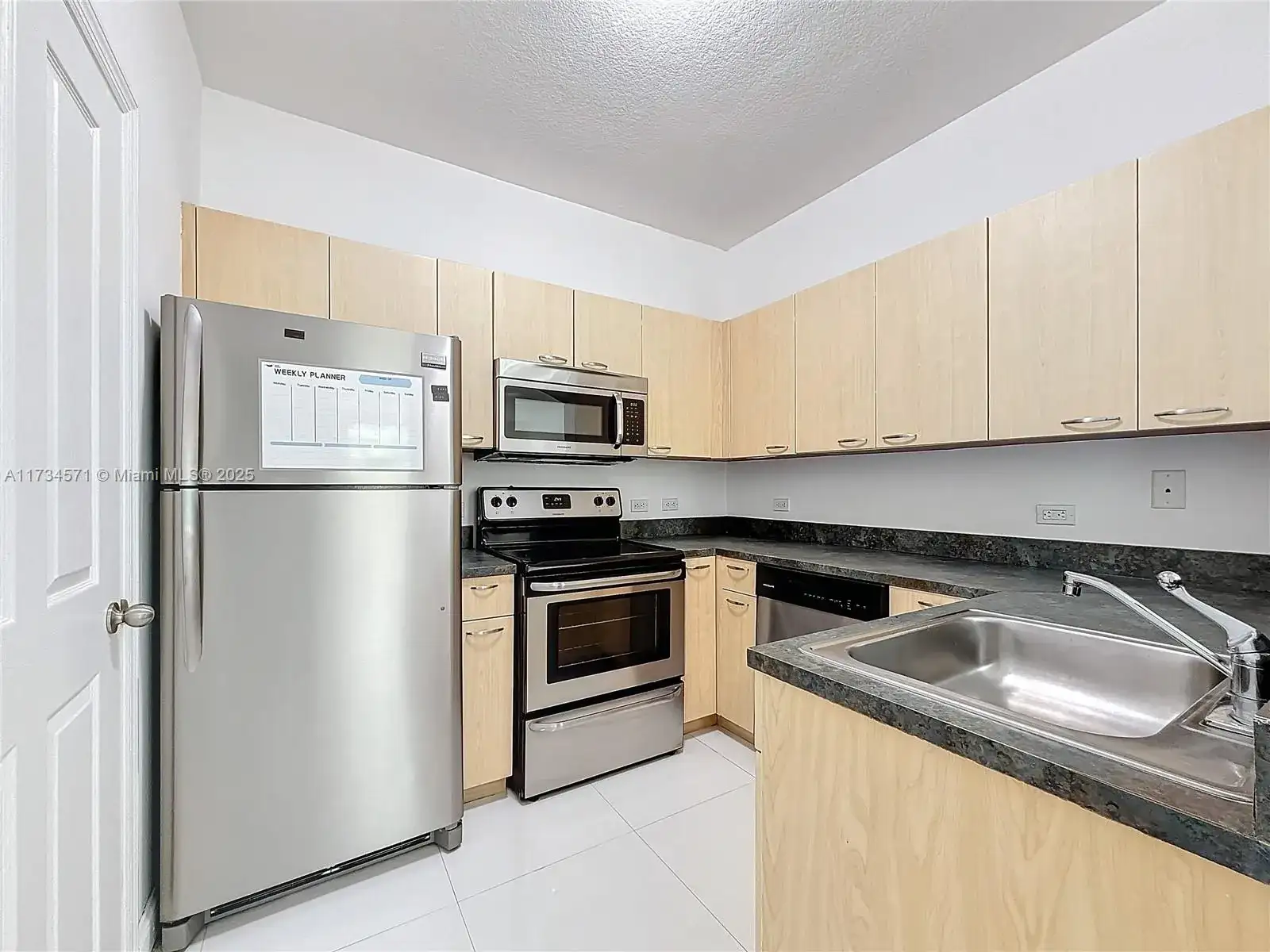 9172 Collins Ave # 414, Surfside FL 33154 photo 4