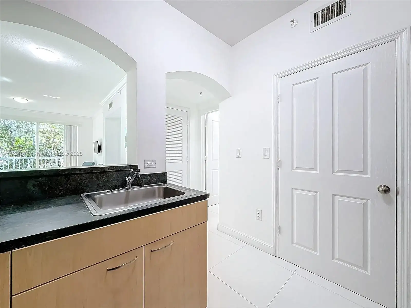 9172 Collins Ave # 414, Surfside FL 33154 photo 5