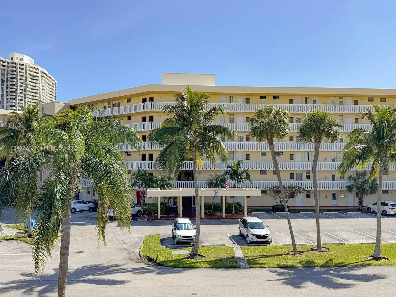 2930 Point East Dr # E109, Aventura FL 33160 photo 3