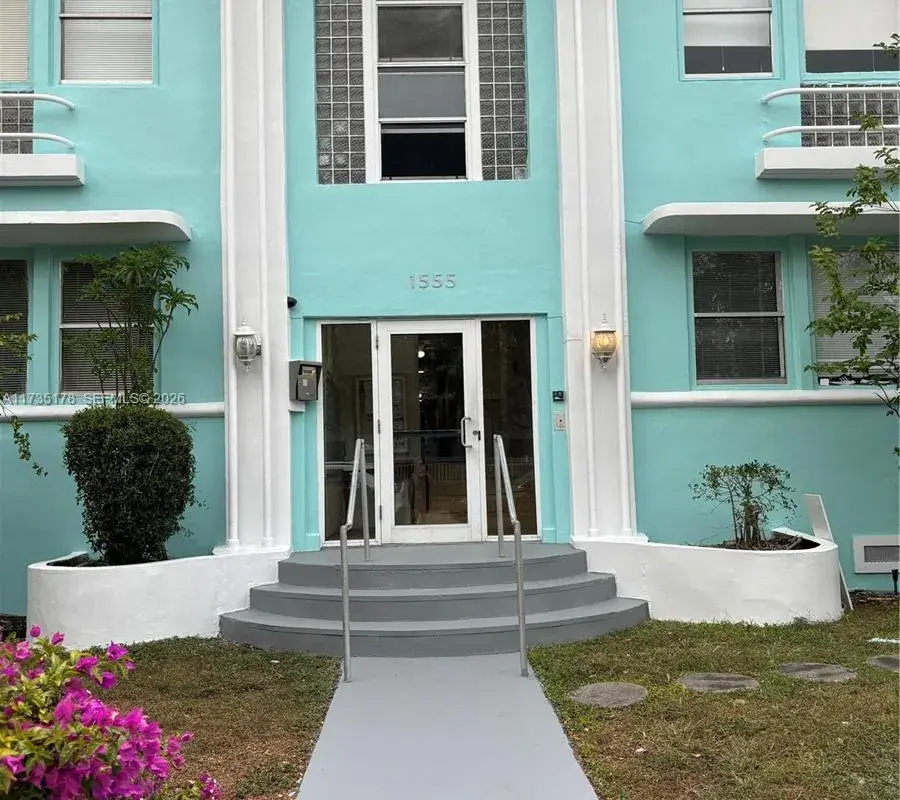 1555 Pennsylvania Ave # 202, Miami Beach FL 33139