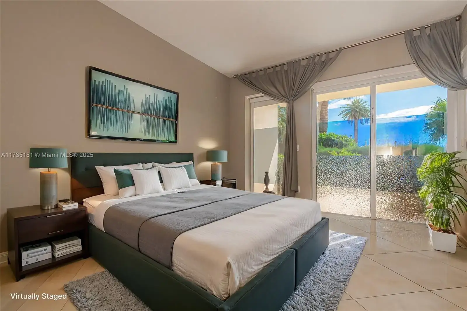 11111 Biscayne Blvd, Miami FL 33181 photo 3