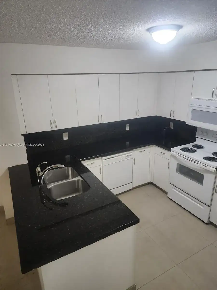 4560 NW 107th Ave # 12, Doral FL 33178 photo 2