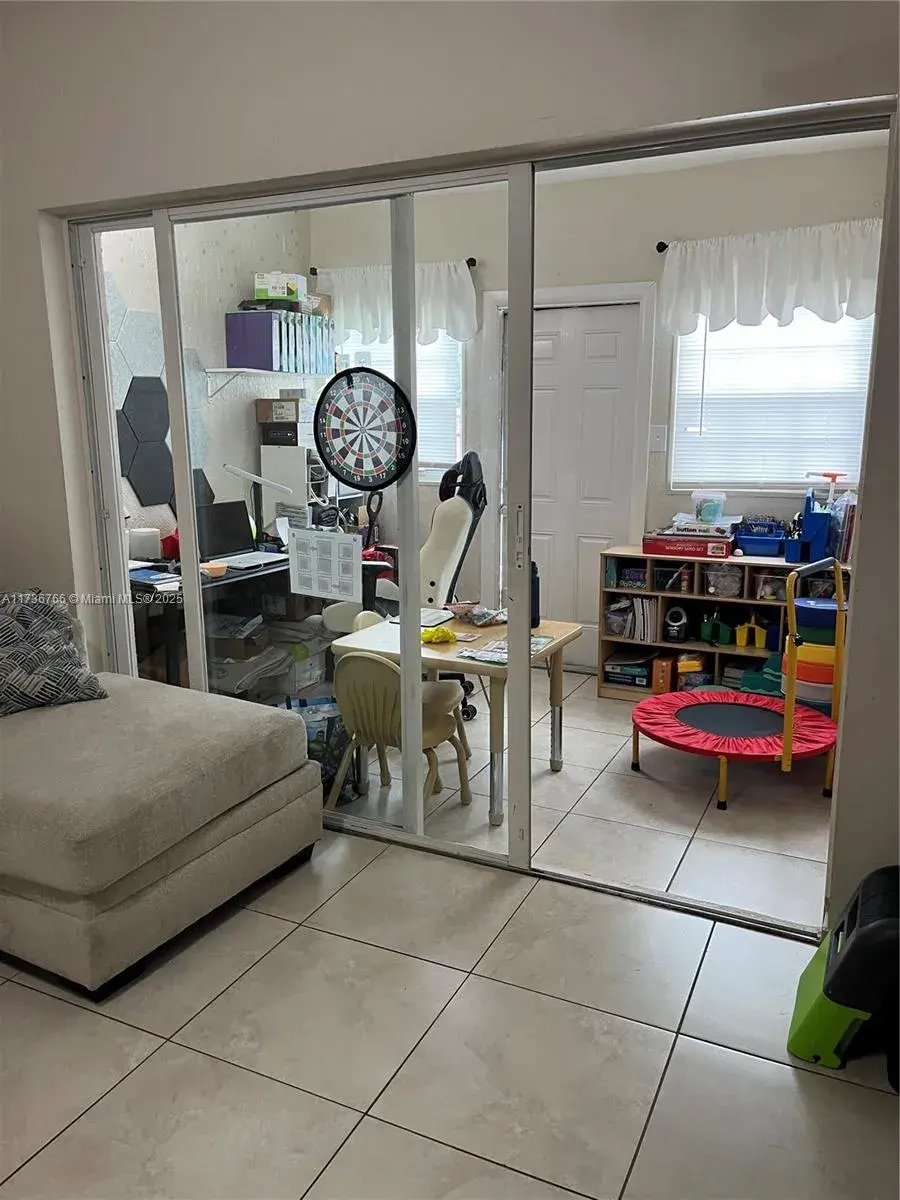 4970 SW 31st Ter # 0, Dania Beach FL 33312