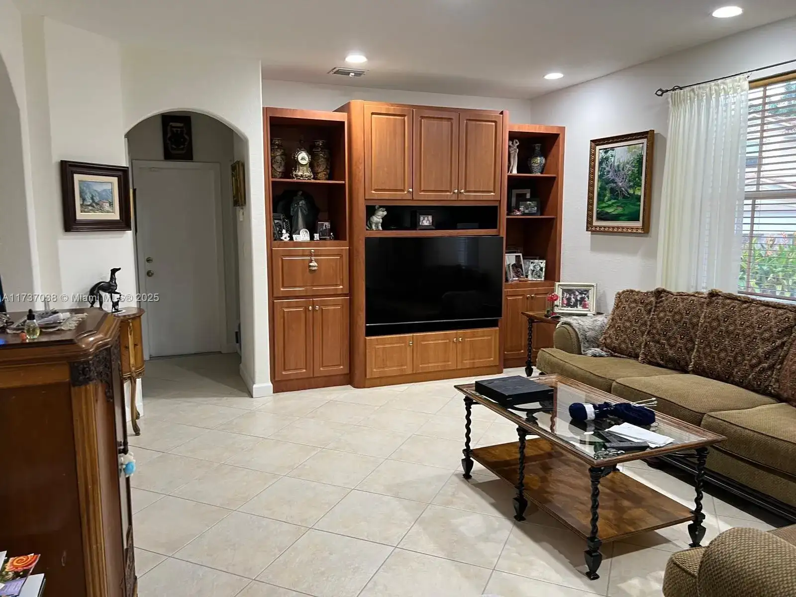 4613 NW 94th Pl, Doral FL 33178 photo 5