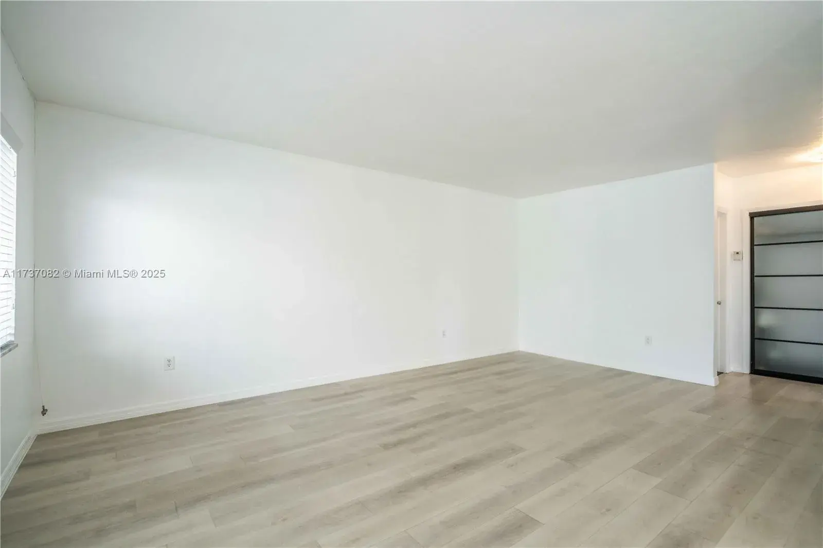 1420 Pennsylvania Ave # 302, Miami Beach FL 33139