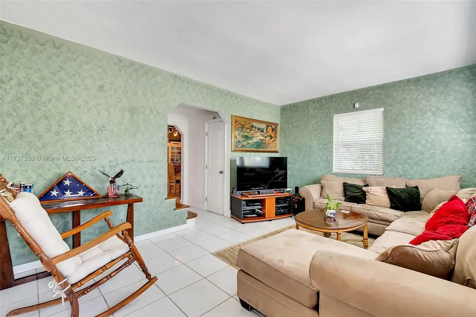 738 86th St, Miami Beach FL 33141 photo 3