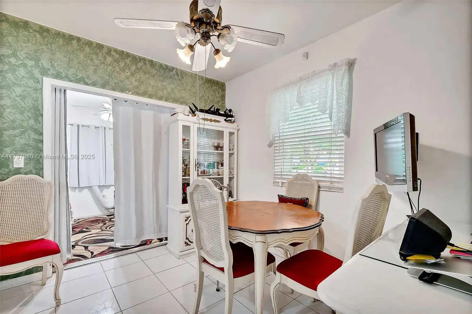 738 86th St, Miami Beach FL 33141 photo 5