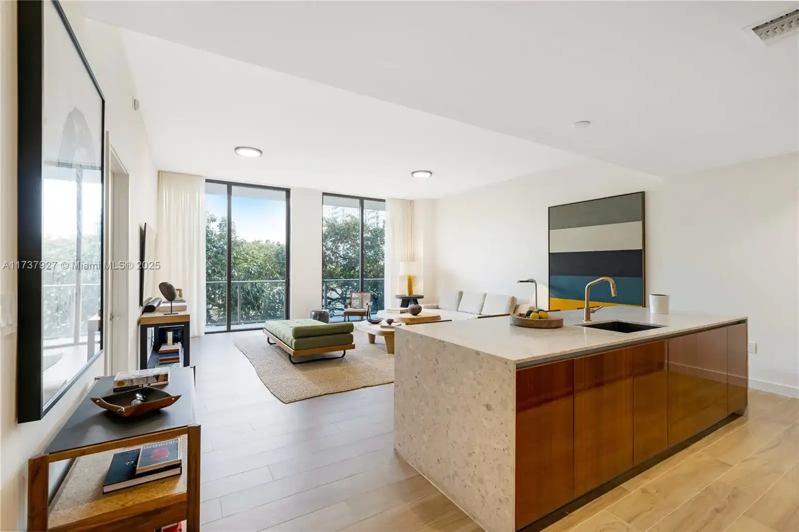 2678 Tigertail Ave # 302, Coconut Grove FL 33133 photo 3