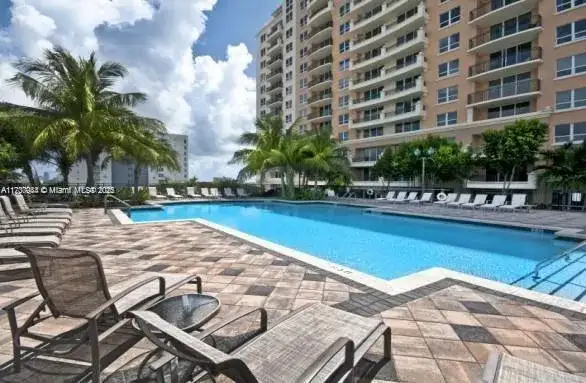 3232 SW 22nd Ter # 301, Miami FL 33145 photo 2