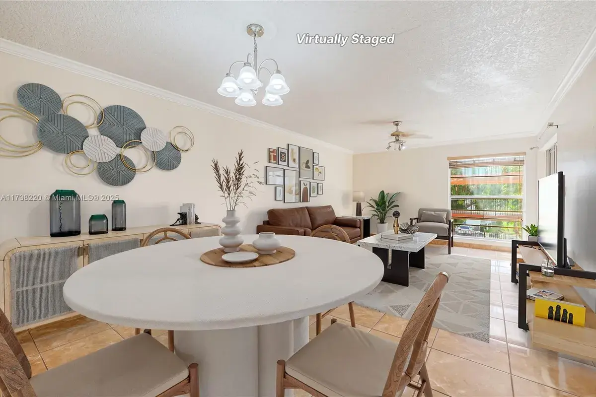 1910 W 56th St # 3225, Hialeah FL 33012