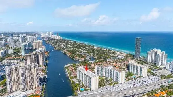 19390 Collins Ave # 817, Sunny Isles Beach FL 33160