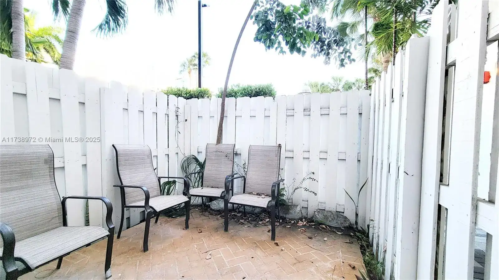 369 Poinciana Dr # 1115, Sunny Isles Beach FL 33160 photo 4