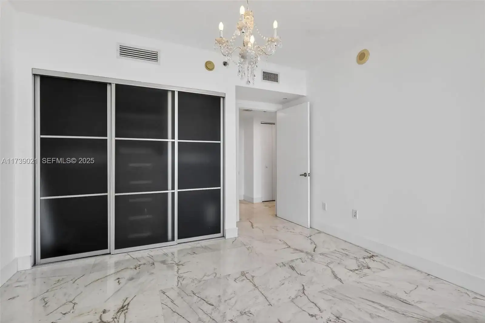 485 Brickell Ave # 4402, Miami FL 33131 photo 3