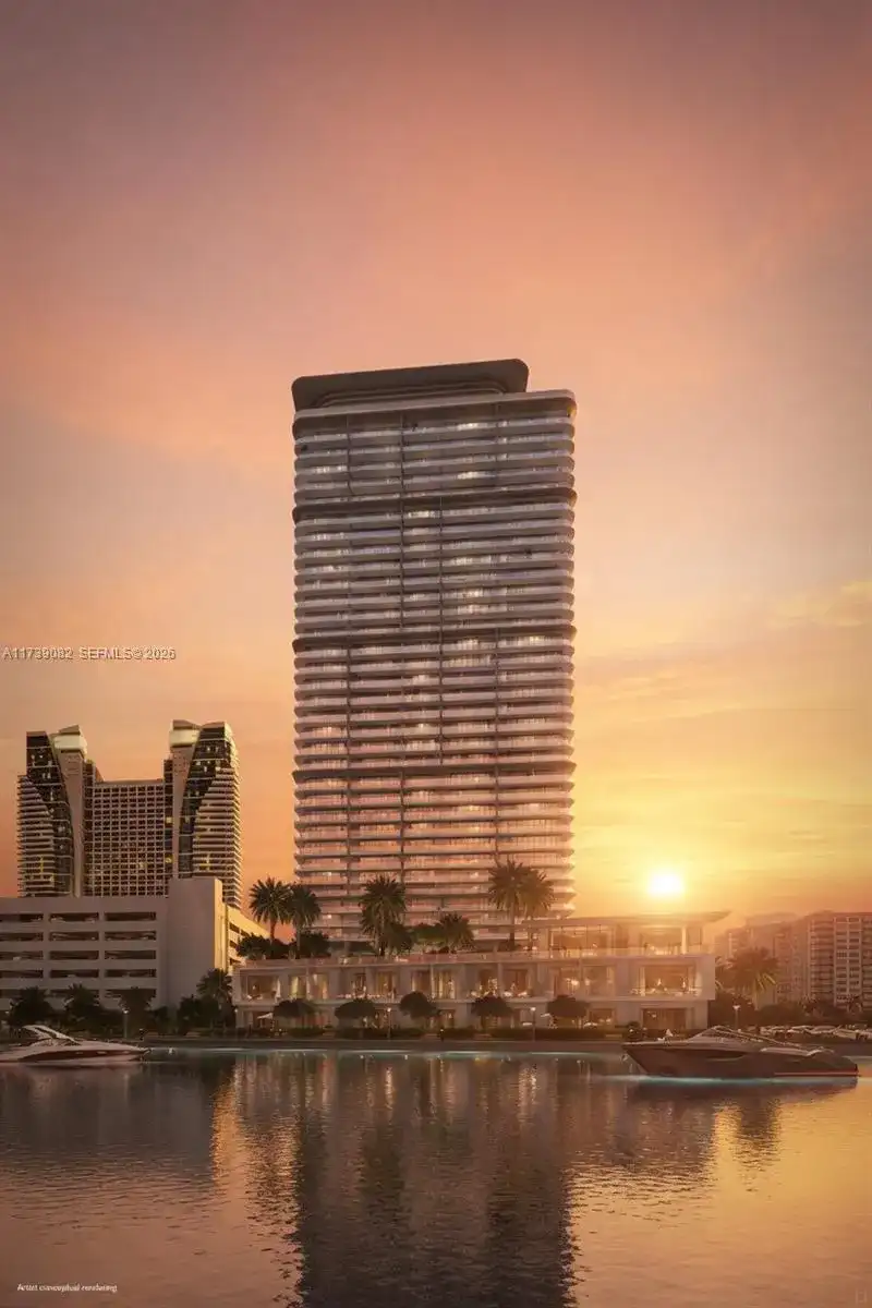 3724 S OCEAN DR # 902, Hollywood FL 33019