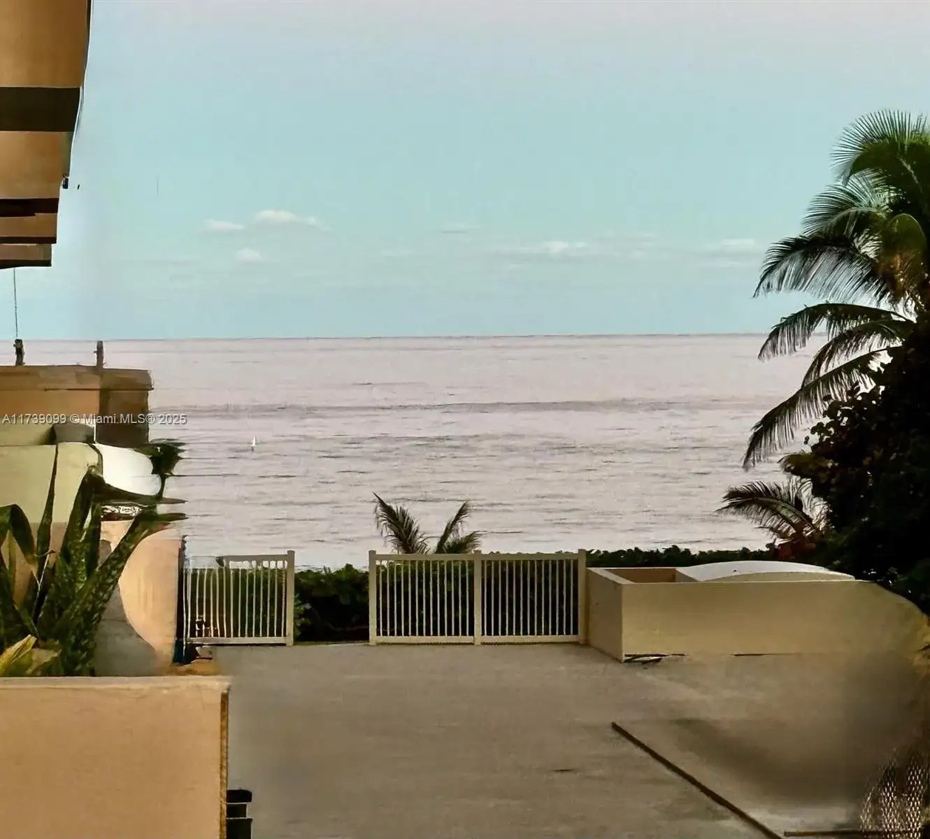1147 Hillsboro Mile # 204, Hillsboro Beach FL 33062 photo 3