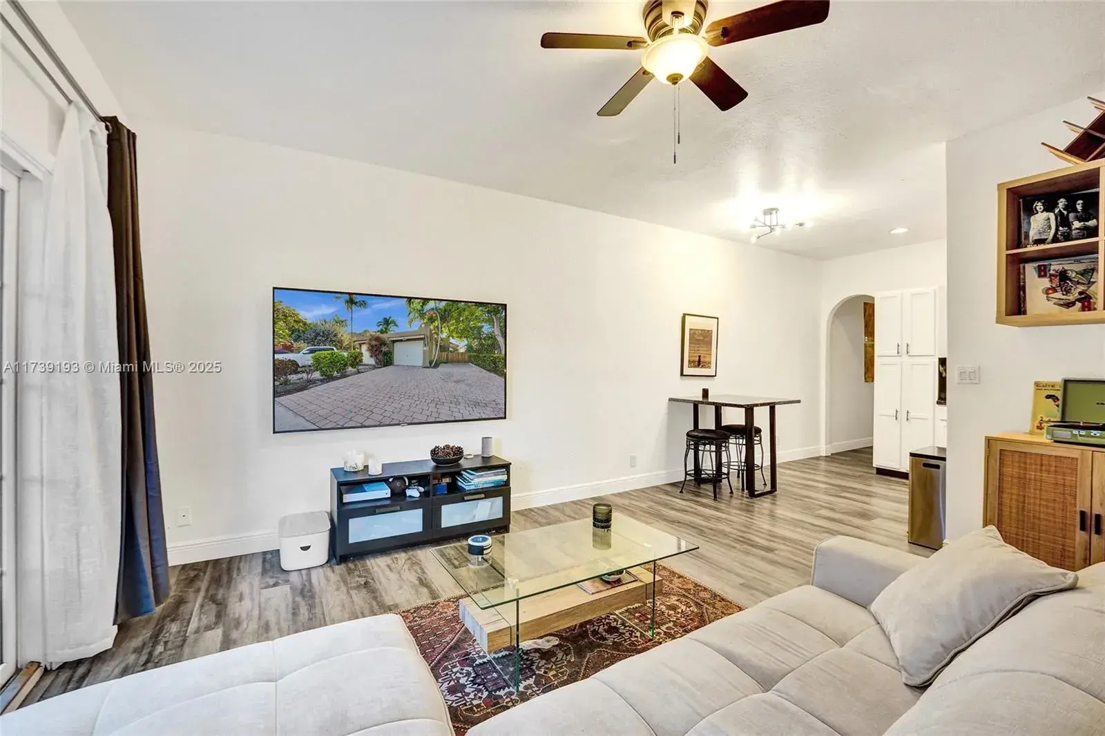 725 NW 1st Ave # 725, Fort Lauderdale FL 33311