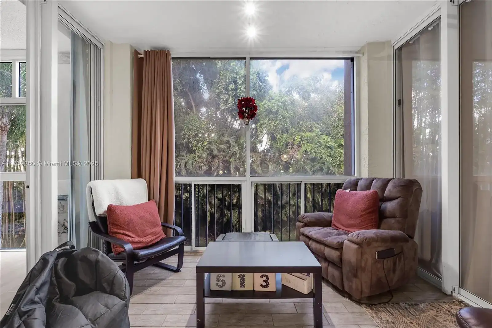 9755 NW 52nd St # 212, Doral FL 33178 photo 5