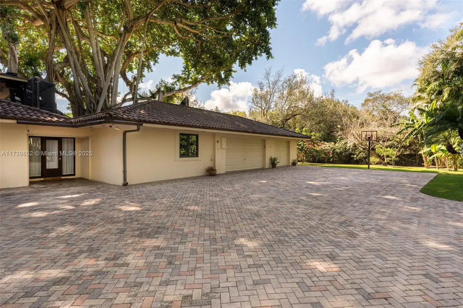9490 Old Cutler Ln, Coral Gables FL 33156 photo 4