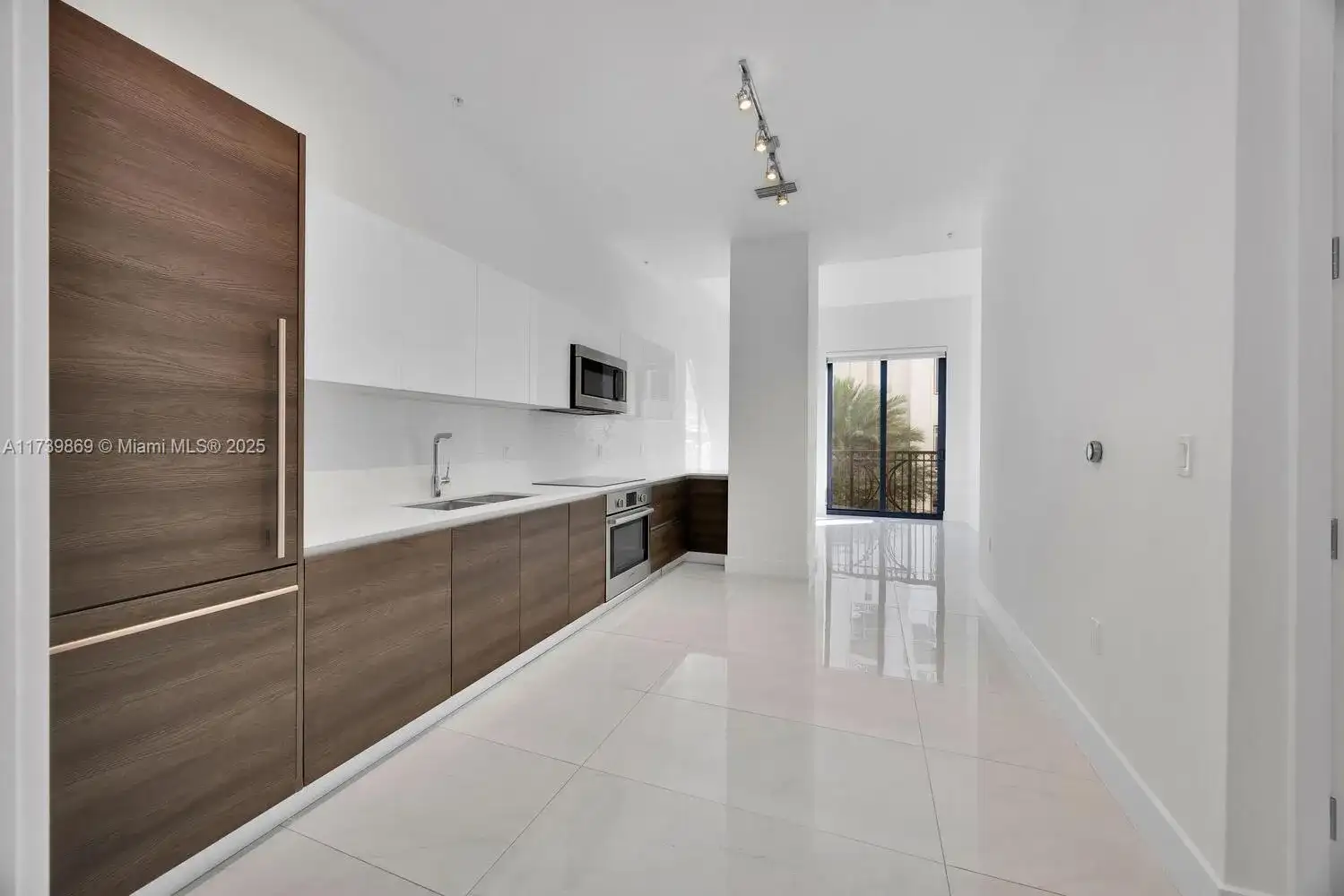 301 Altara Ave # 201, Coral Gables FL 33146 photo 4