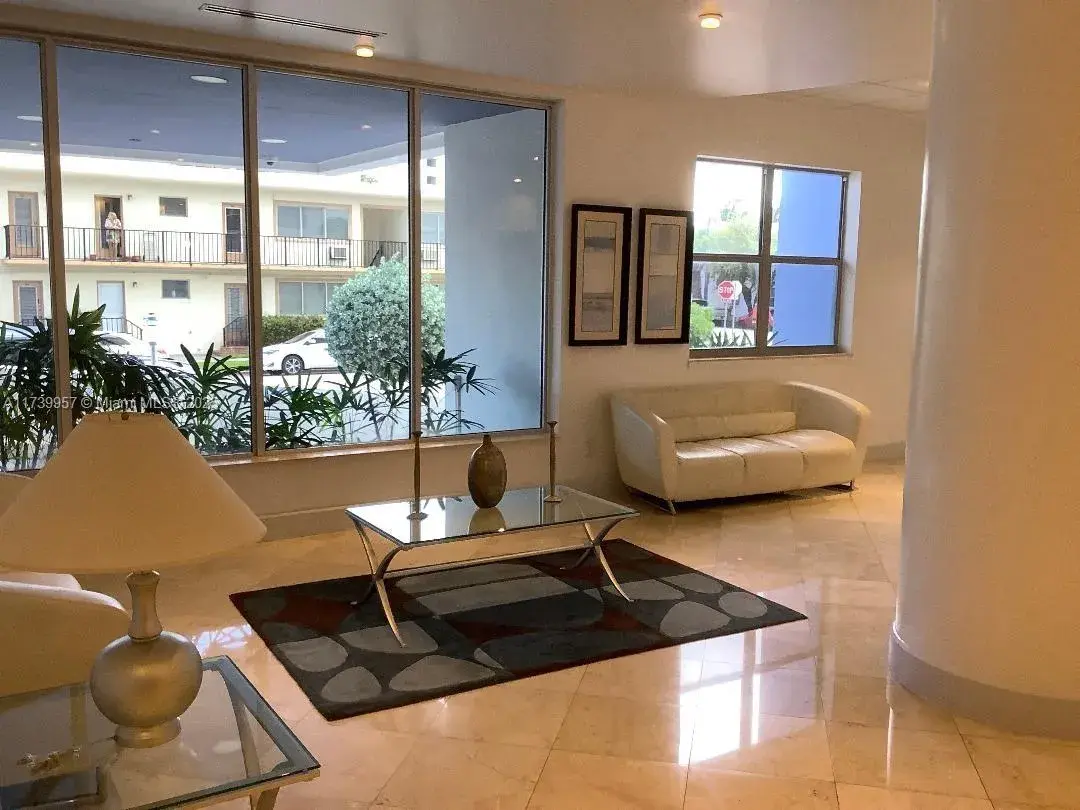 401 69th St # 401, Miami Beach FL 33141