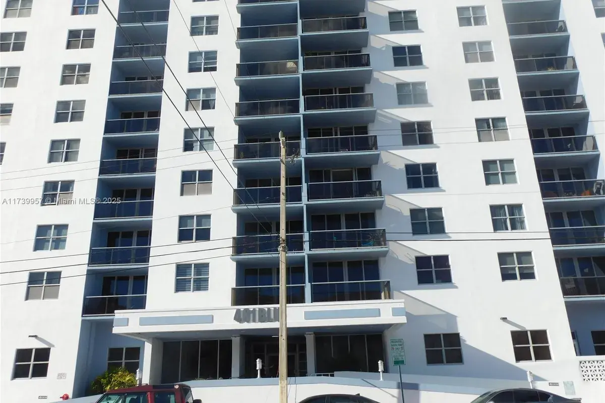 401 69th St # 401, Miami Beach FL 33141