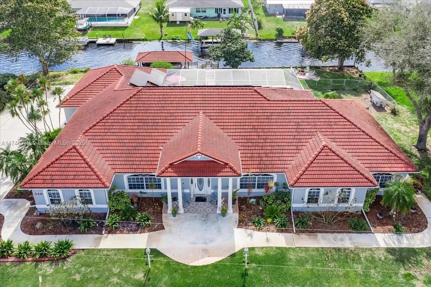 349 NE Anderson, Lake Placid FL 33852 photo 2