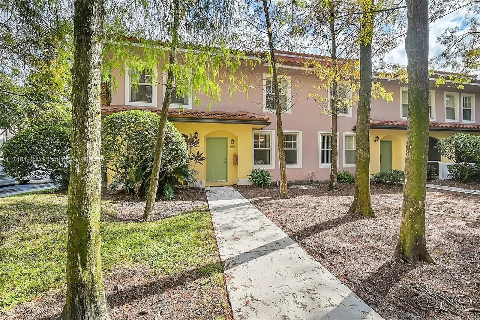 6452 W Sample Rd # 6452, Coral Springs FL 33067