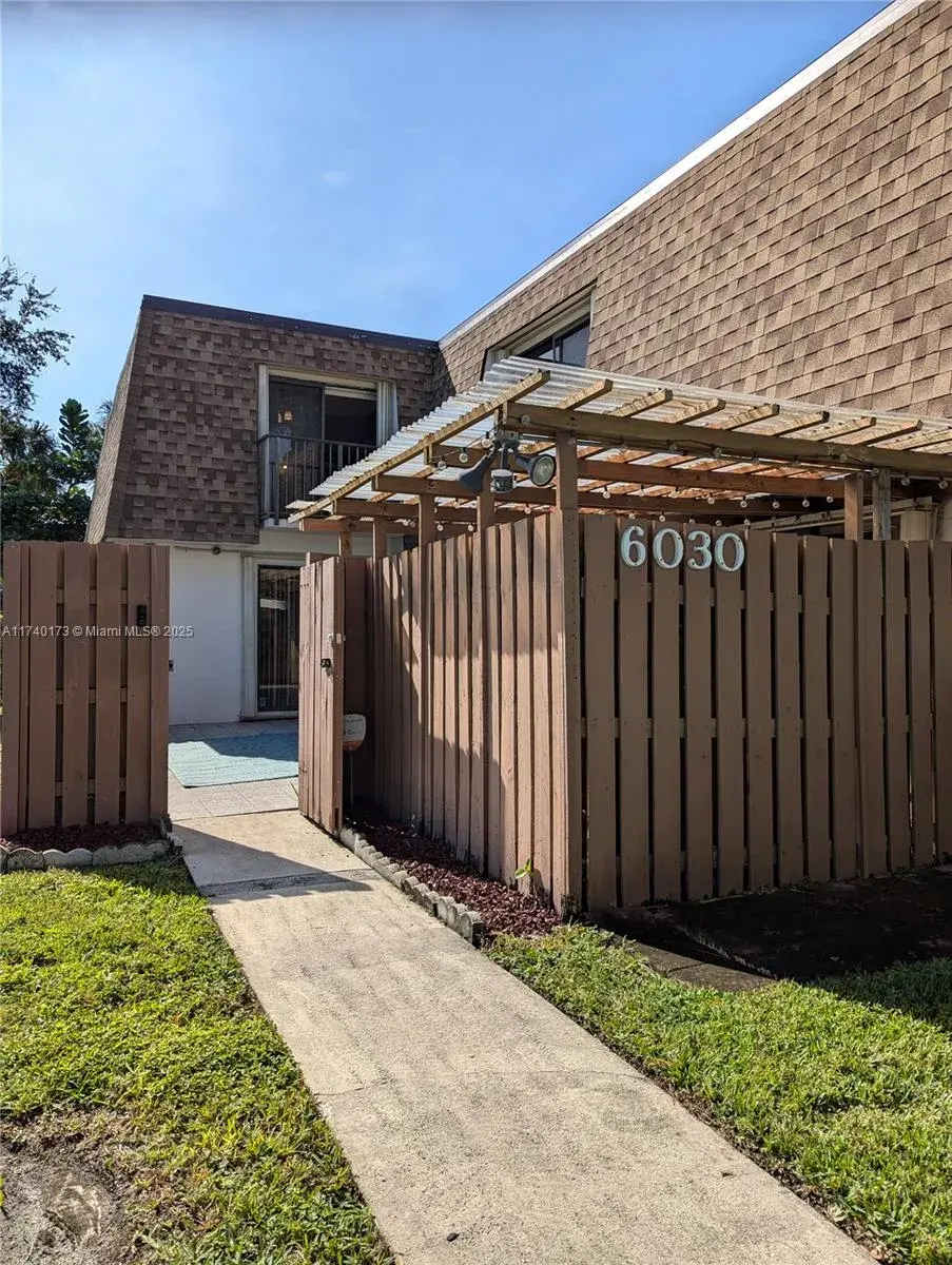 6030 NW 55th Ln # 6030, Tamarac FL 33319