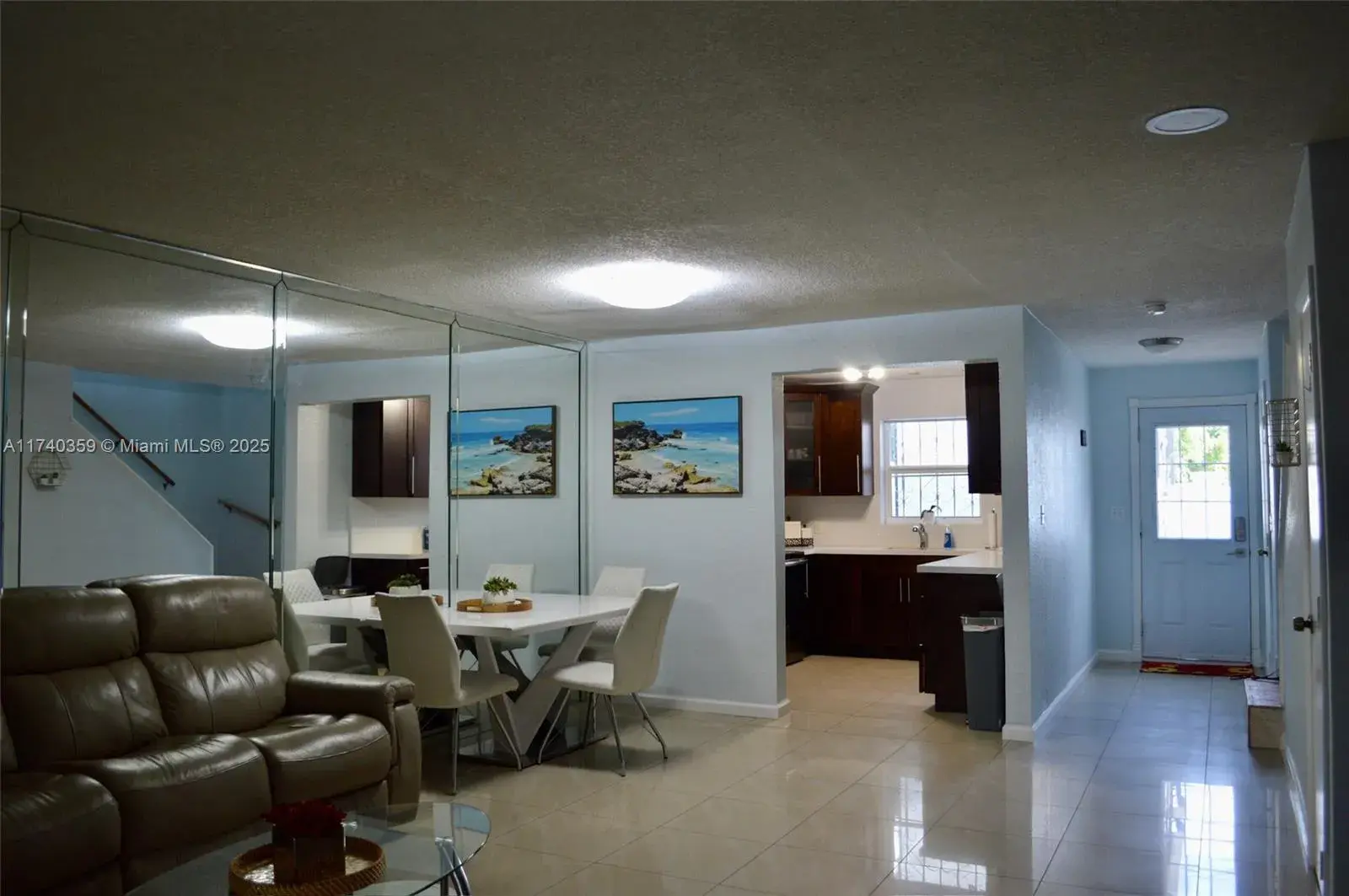 7000 W 15th Ct, Hialeah FL 33014