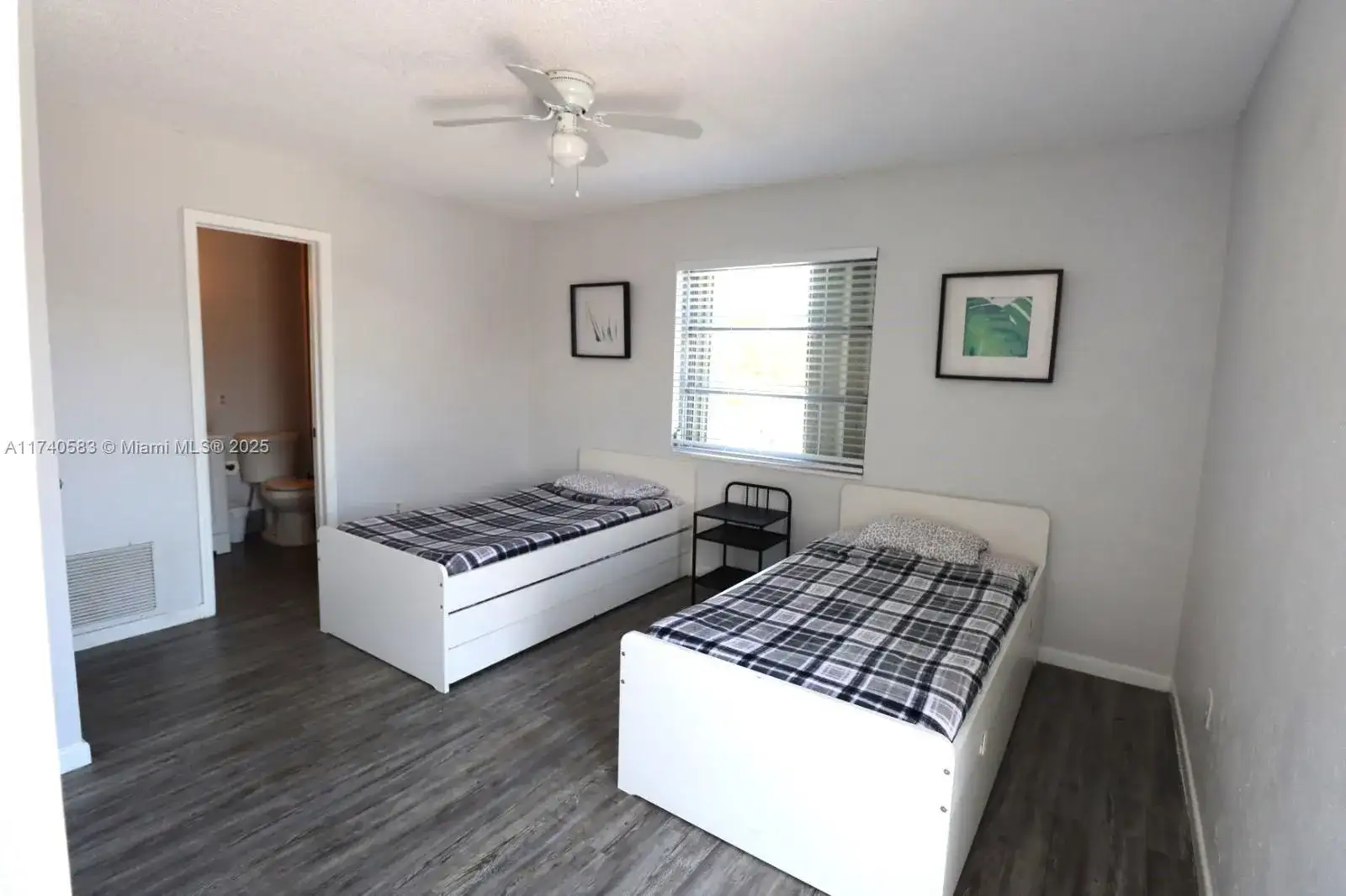 141 Mcarthur Pkwy # A, Pembroke Pines FL 33024 photo 5