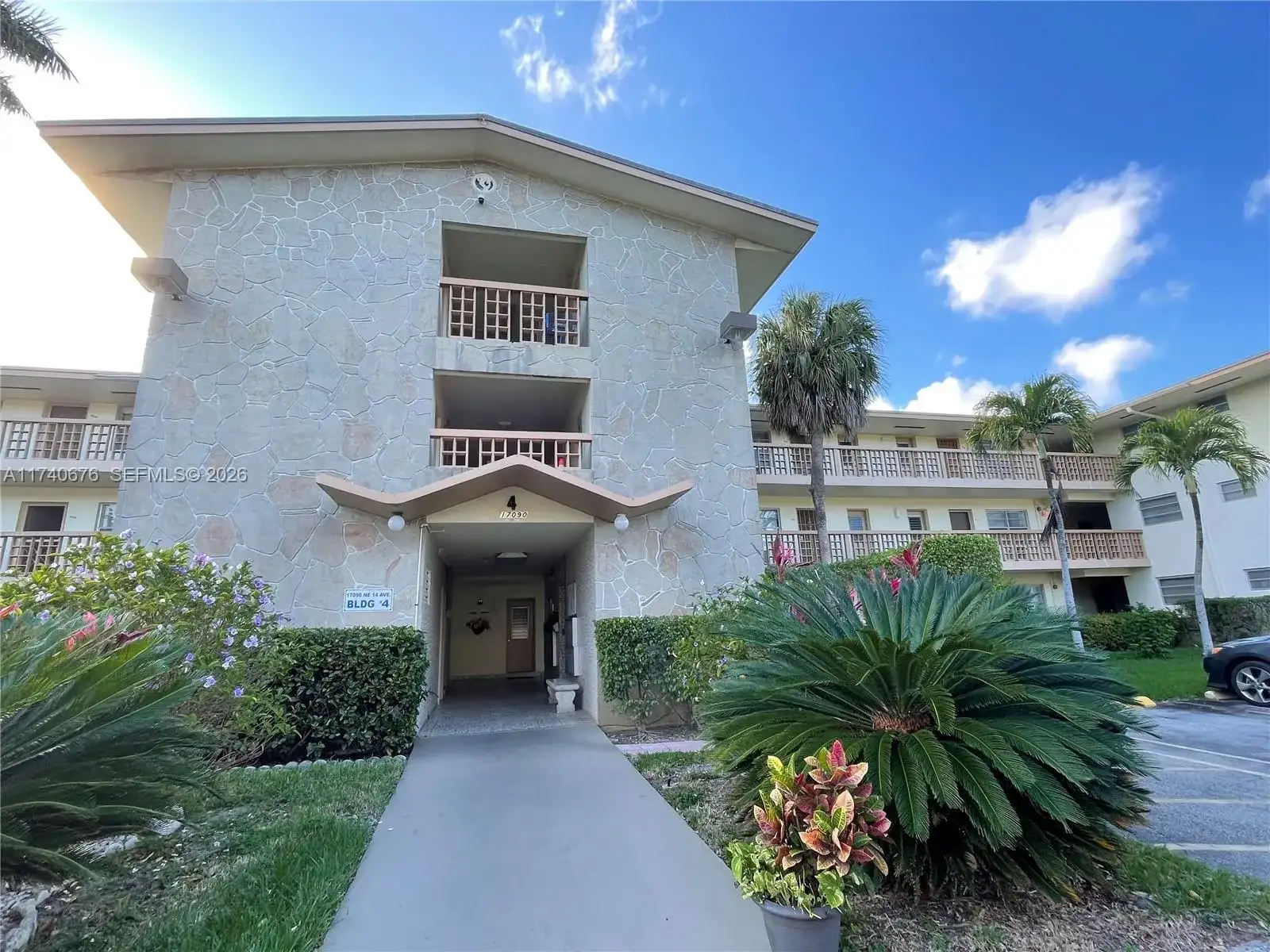17090 NE 14th Ave # 314, Miami FL 33162 photo 3