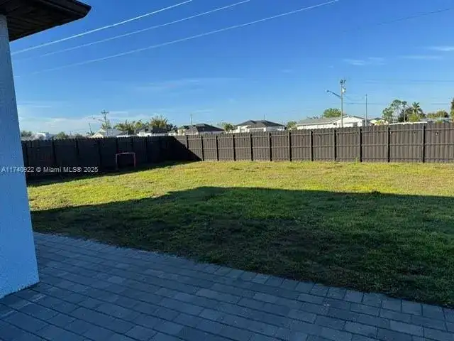 512 NE Juanita PL, Cape Coral FL 33909 photo 4