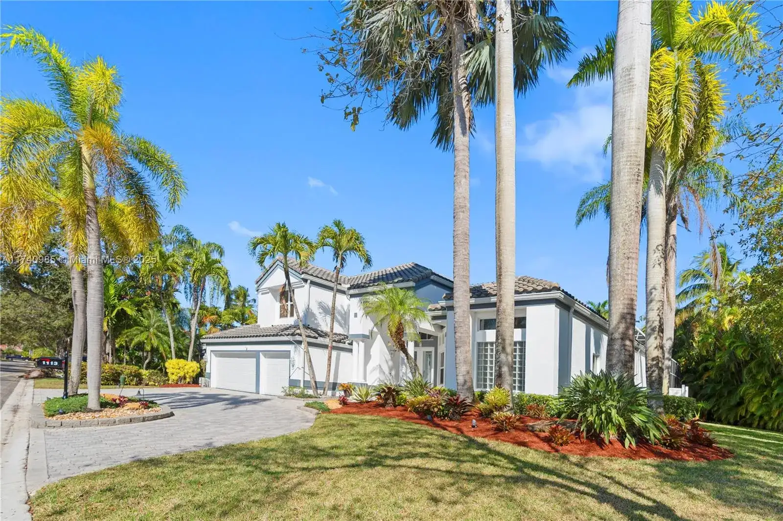 1113 SW 156th Ter, Pembroke Pines FL 33027 photo 3